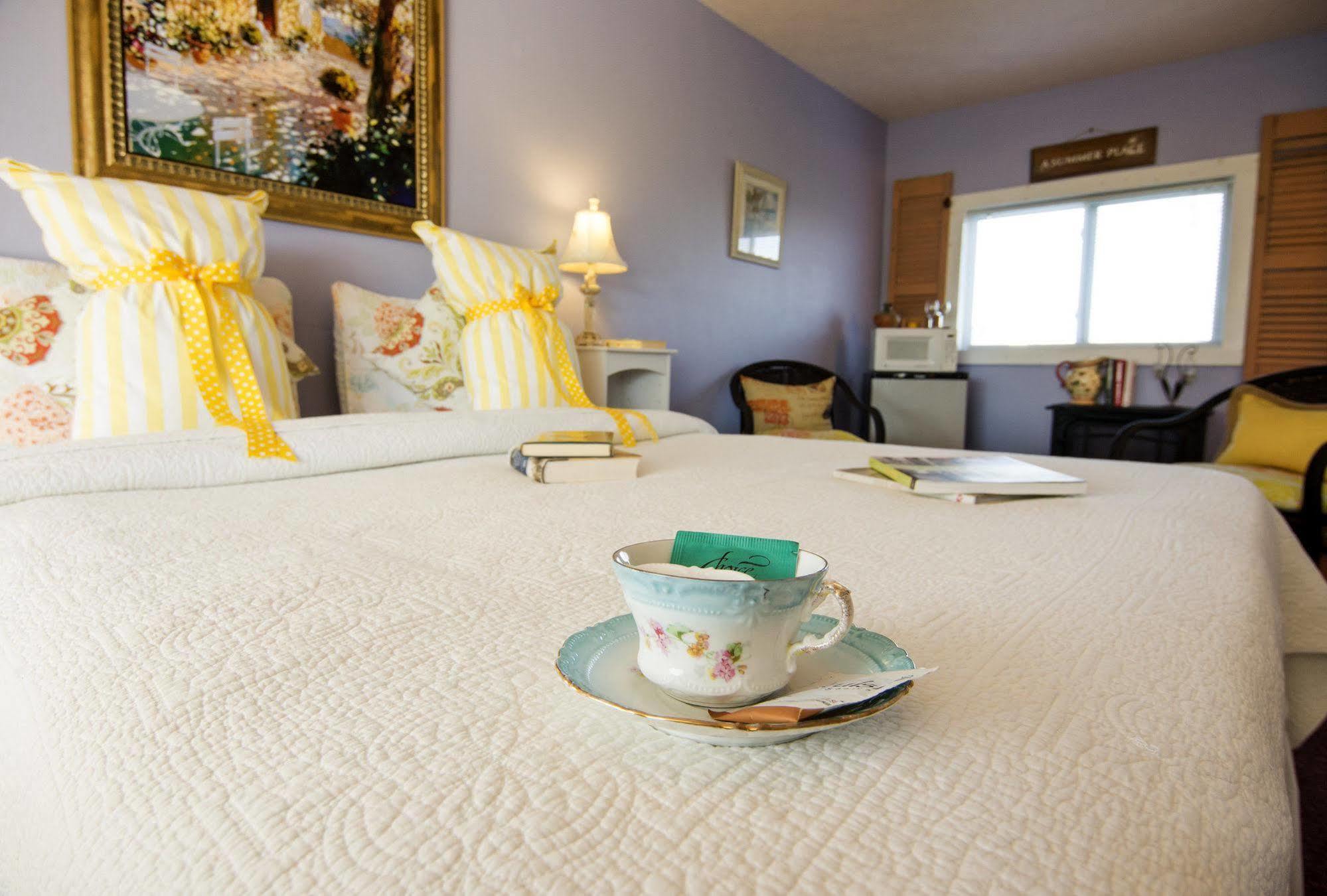 Savannah House Wine Country Inn & Cottages Himrod Exteriör bild