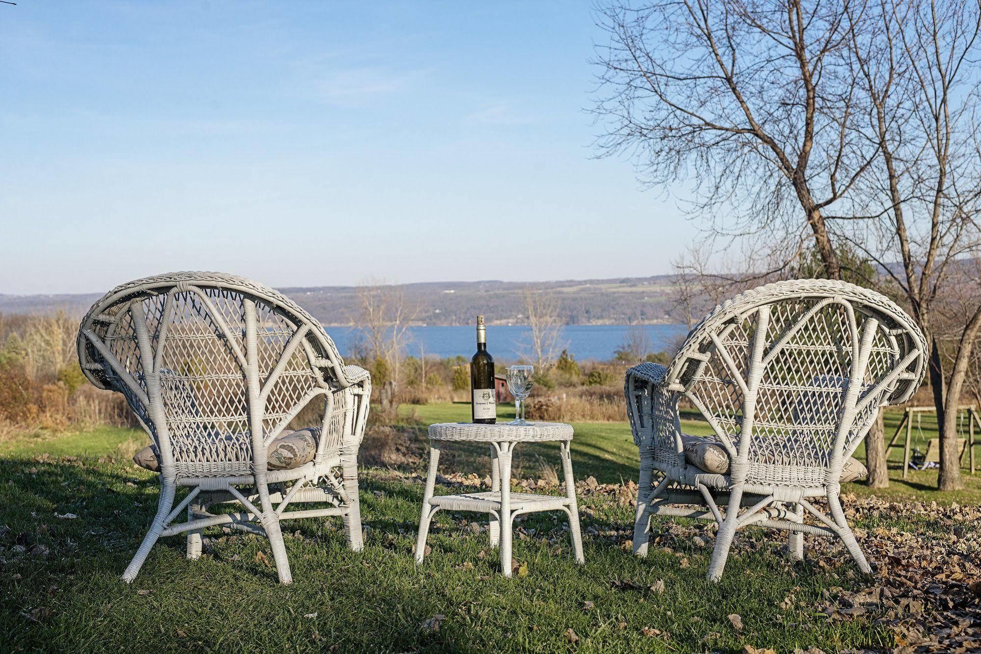 Savannah House Wine Country Inn & Cottages Himrod Exteriör bild